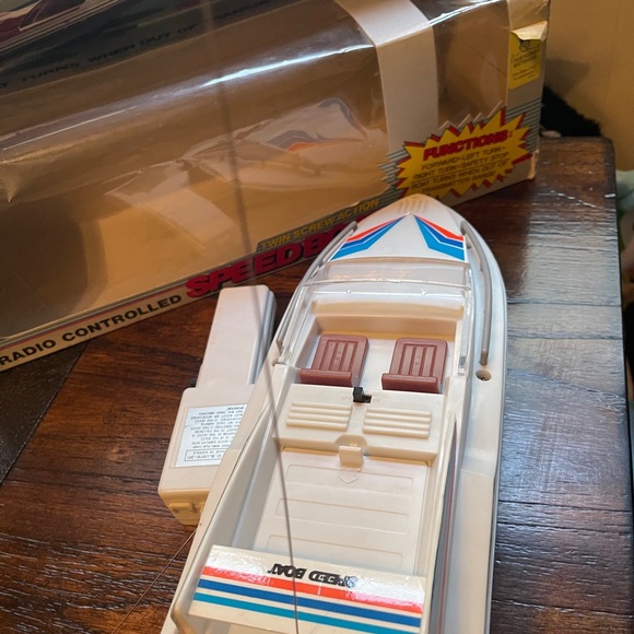 KAY-BEE vintage, 1986 speed boat toy - Picture 4 of 8